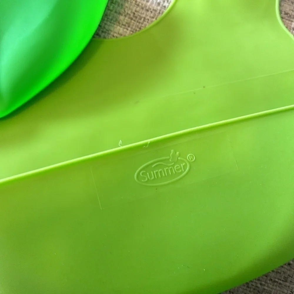 Summer Infant and Tommee Tippee rubber reusable bibs set of 3